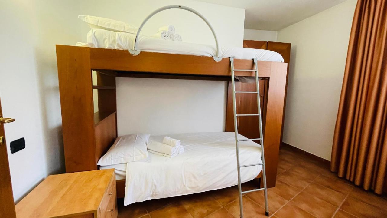 Appartamento Smith Roero - Affitti Brevi Italia Bardonecchia Bagian luar foto
