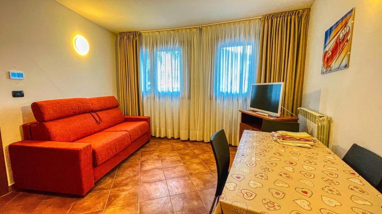 Appartamento Smith Roero - Affitti Brevi Italia Bardonecchia Bagian luar foto